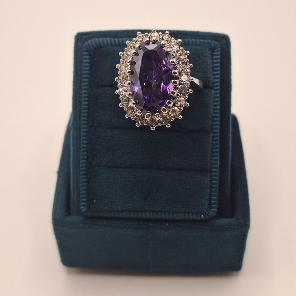 Swarovski Jewelry - Amethyst Purple Swarovski Crystal Halo Ring | Statement | Size 7